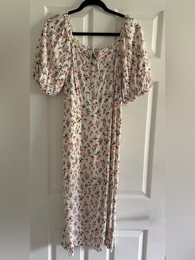 Old Navy White Floral Tie-Front Blouse
